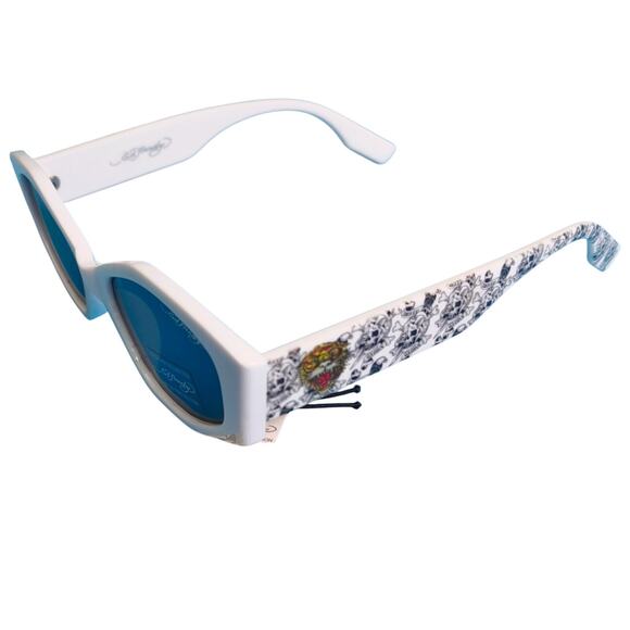 Ed Hardy Love Kills Slowly Carnivore Skulls Sunglasses 100% UV Protection - Picture 1 of 15